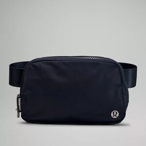 NWT Lululemon athletica 1L Black Everywhere Belt Bag
